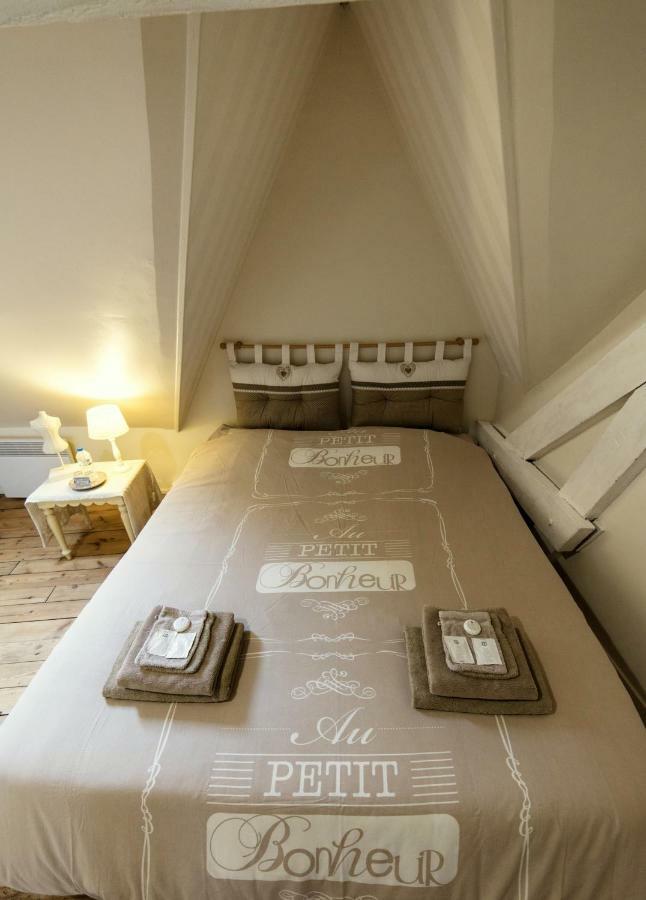 Aux Petits Bonheurs Hotell La Gorgue Eksteriør bilde