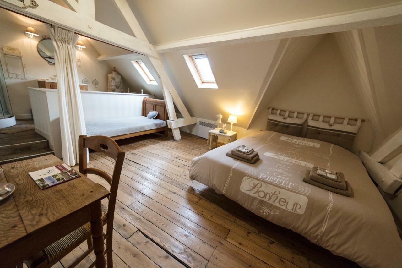 Aux Petits Bonheurs Hotell La Gorgue Eksteriør bilde